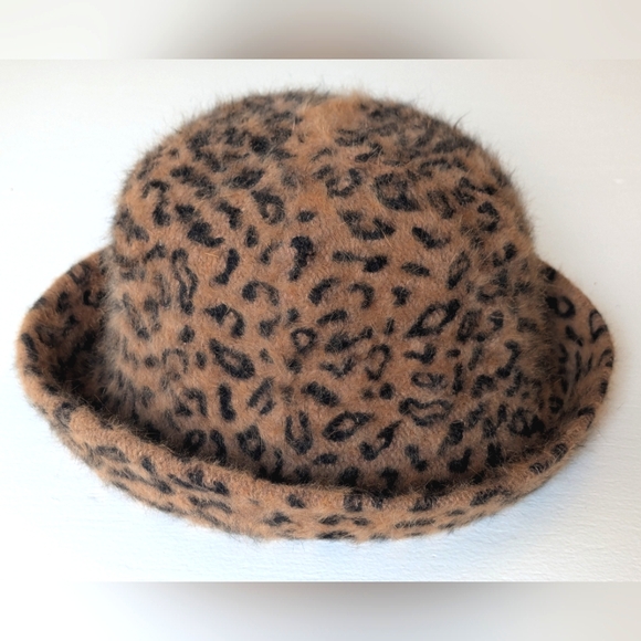 Angora Blend Hat - Picture 1 of 5